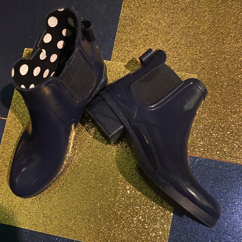 KATE SPADE DEEP NAVY POLKA DOT RAIN ANKLE Boots LUX GUC 1 FLAW - Picture 2 of 15